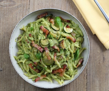 Trofie à la crème de courgettes et lardons