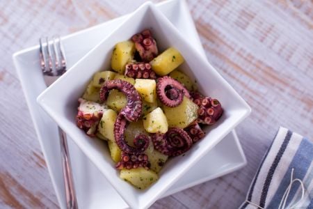 Salade tiède de poulpe et pommes de terre