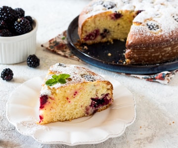 Gâteau aux mûres et yaourt