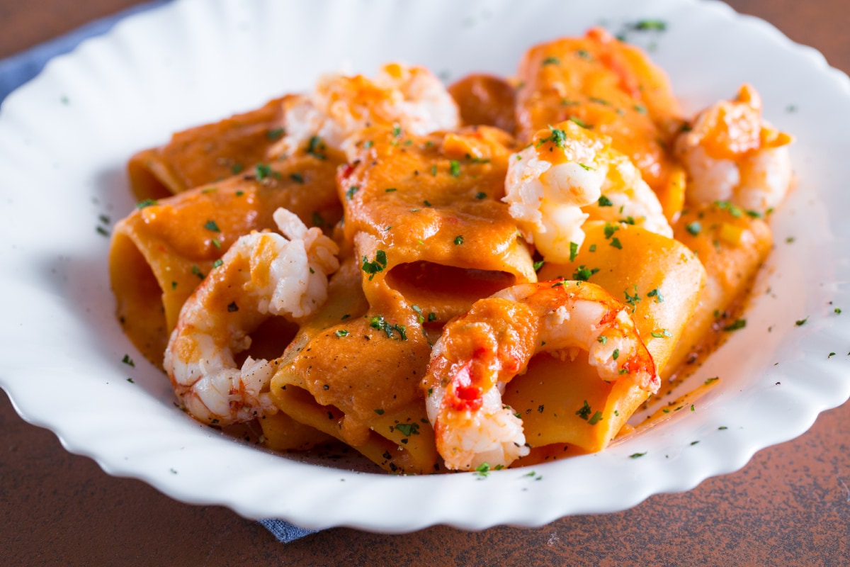 Paccheri à la crème de langoustines et crevettes