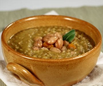 Soupe d'épeautre et haricots borlotti